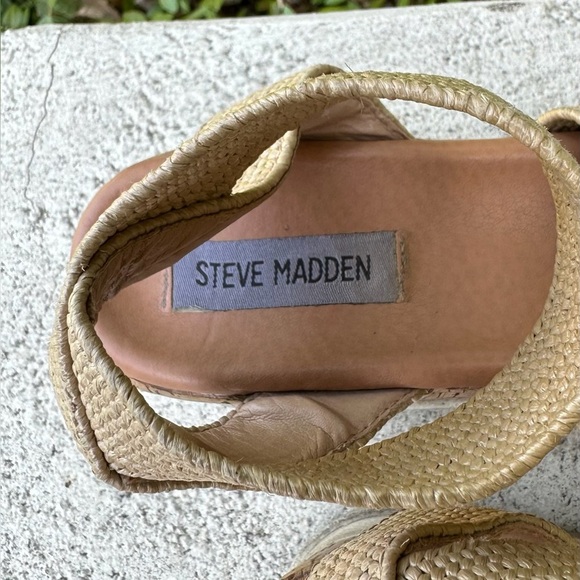Steve Madden "Bandi" platform wedge sandal size 7.5M - Picture 7 of 7